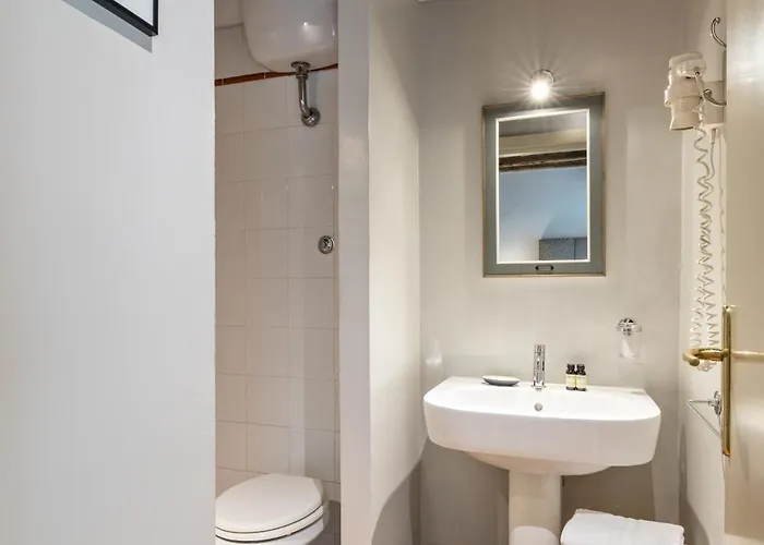 The Bluehostel Roma